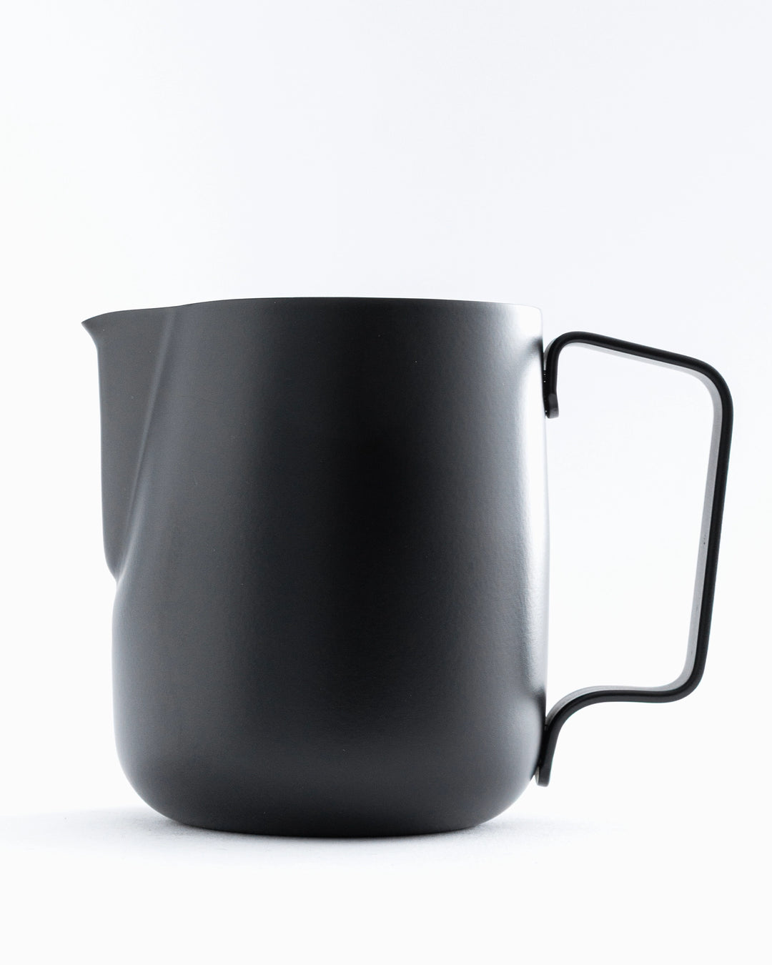WPM 500ml Black Milk Pitcher (Competition)