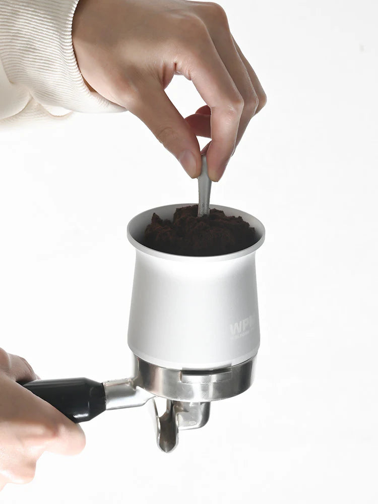 WPM  Magnetic Dosing Cup (58mm) BLACK